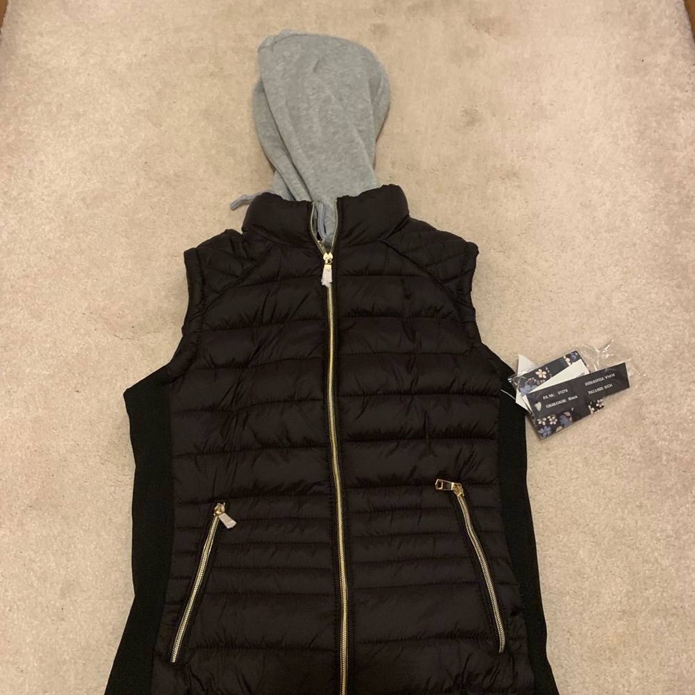 YMI Von Maur Hooded Vest
